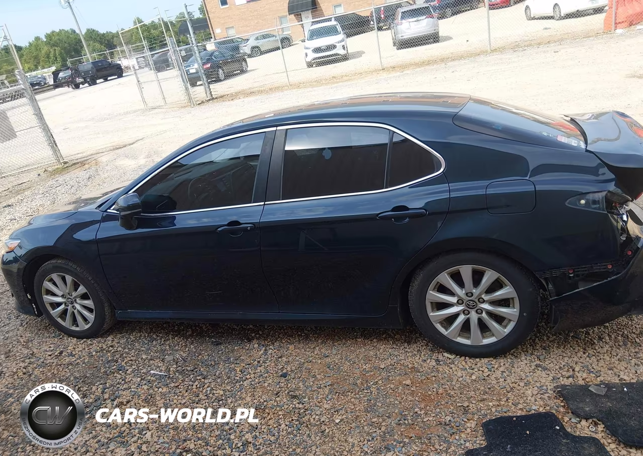 2018 Toyota Camry L-Le-Xle-Se-Xse VIN:4T1B11HK1JU604955 - 15