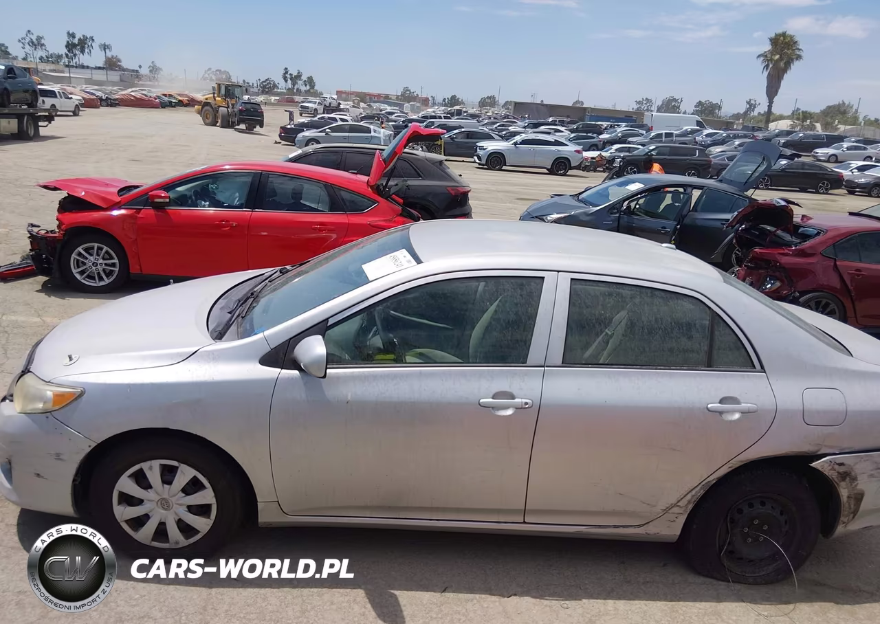 2010 Toyota Corolla Le VIN:1NXBU4EEXAZ190274 - 17