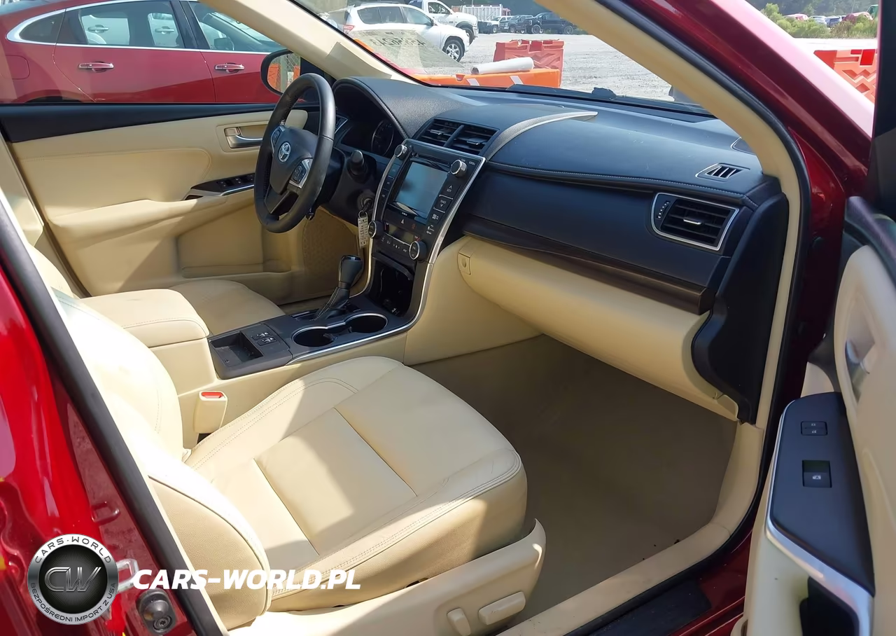 2016 Toyota Camry Xle VIN:4T1BF1FK3GU560518 - 5