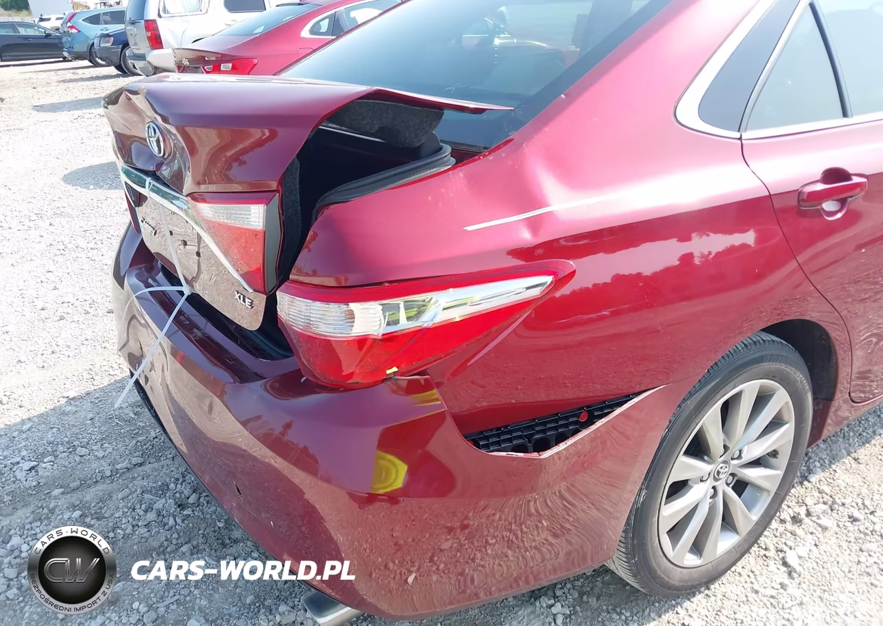 2016 Toyota Camry Xle VIN:4T1BF1FK3GU560518 - 6
