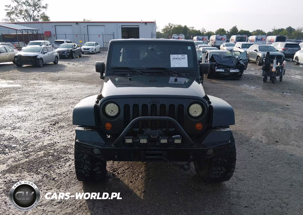 2008 Jeep Wrangler Unlimited Sahara VIN:1J4GA59198L503440 - 12