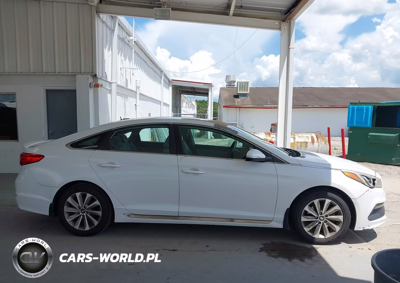 2016 Hyundai Sonata Sport VIN:5NPE34AF3GH268769 - 13