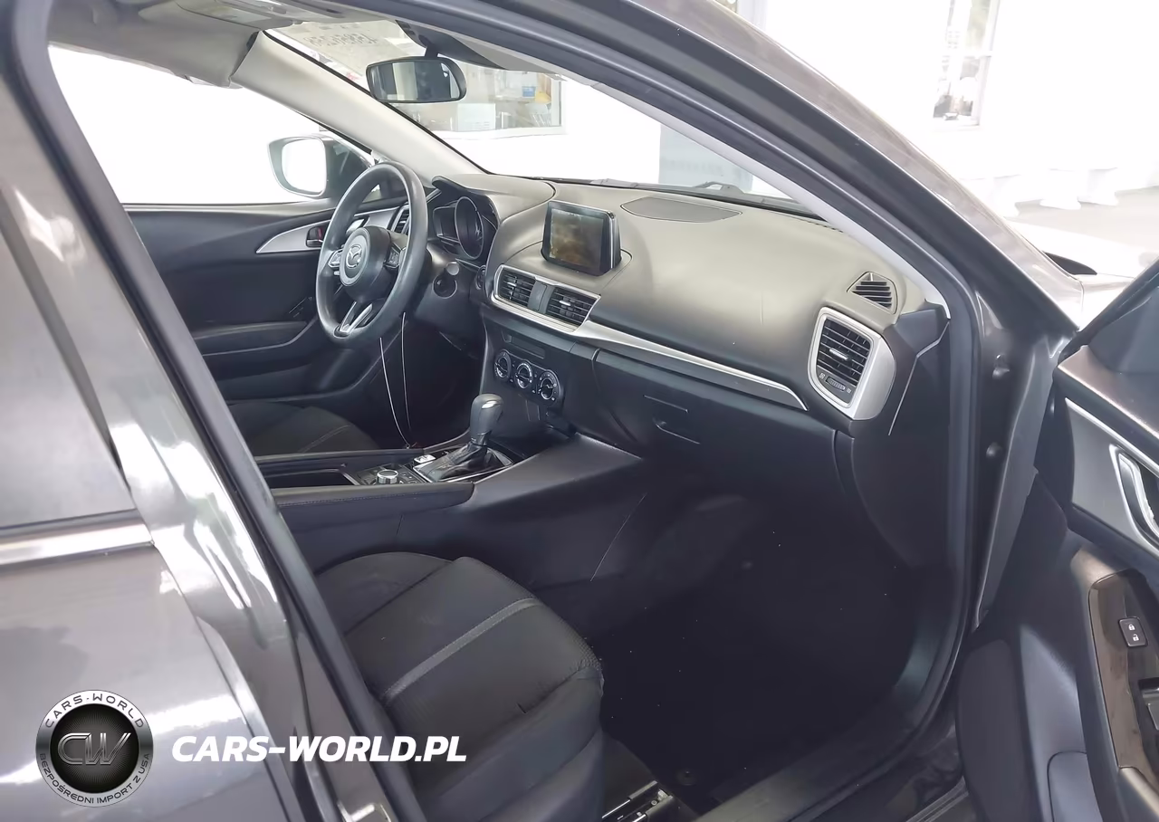 2018 Mazda Mazda3 Sport VIN:3MZBN1U75JM198531 - 5