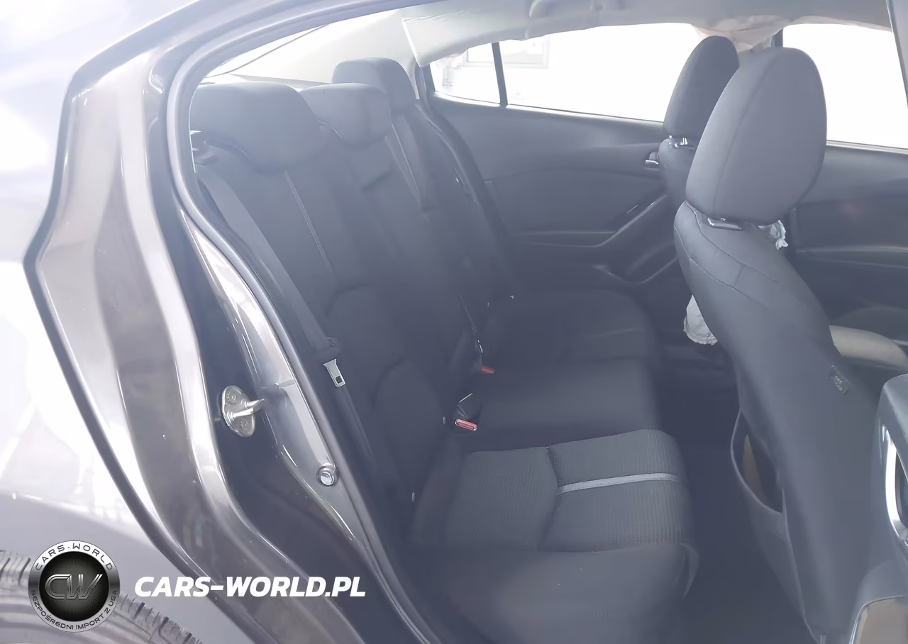 2018 Mazda Mazda3 Sport VIN:3MZBN1U75JM198531 - 8