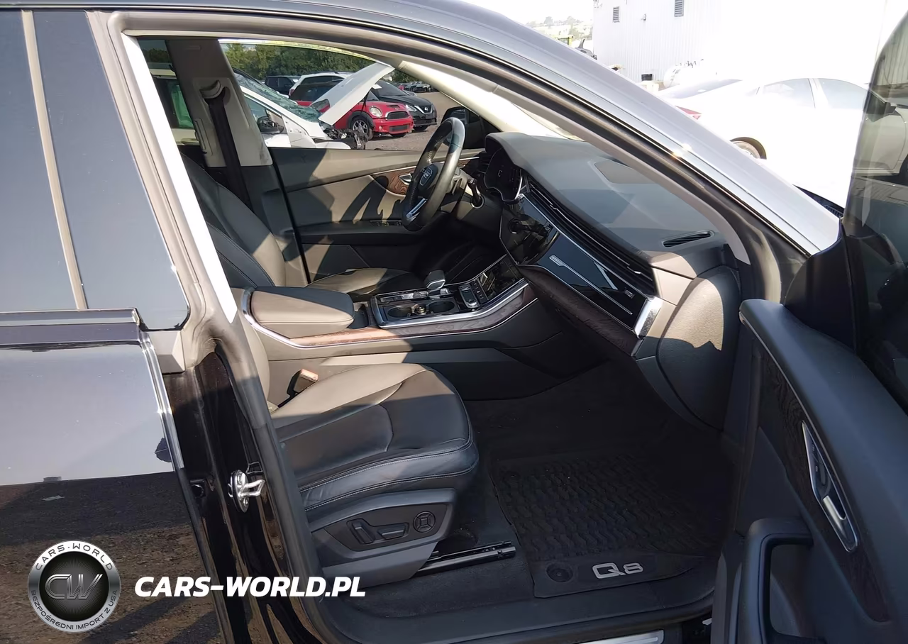 2020 Audi Q8 Premium 55 Tfsi Quattro Tiptronic VIN:WA1AVAF12LD025033 - 5