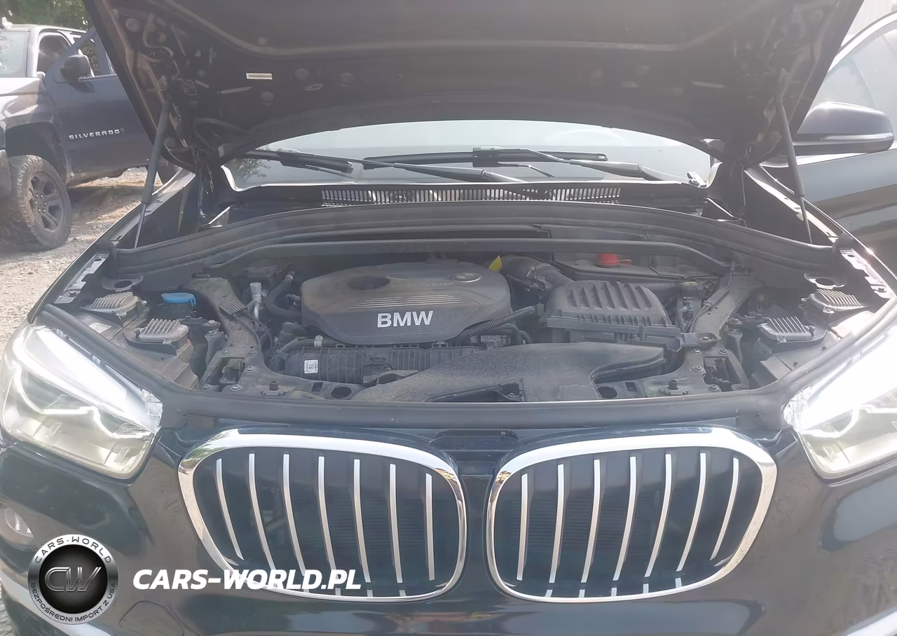2017 BMW X1 xDrive28I VIN:WBXHT3Z30H4A65109 - 10