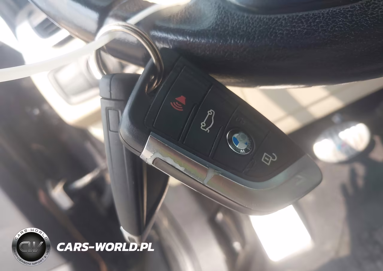 2017 BMW X1 xDrive28I VIN:WBXHT3Z30H4A65109 - 11