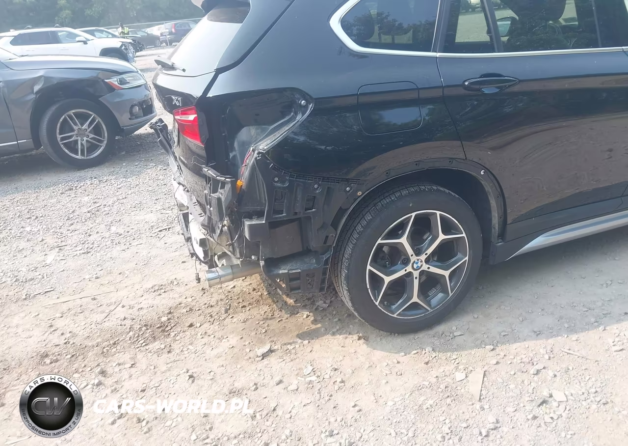 2017 BMW X1 xDrive28I VIN:WBXHT3Z30H4A65109 - 6