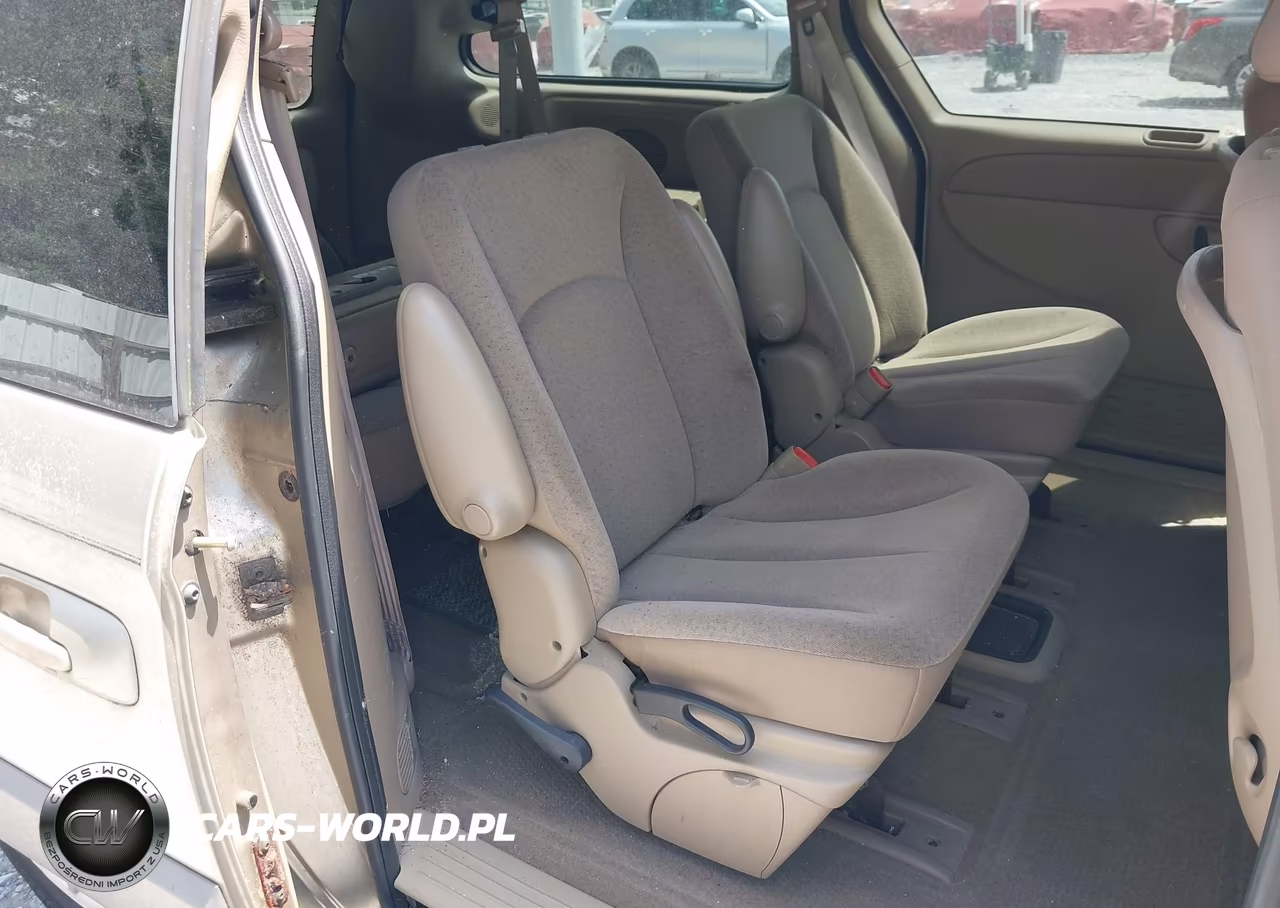 2002 Dodge Grand Caravan Sport VIN:2B4GP44302R552920 - 8