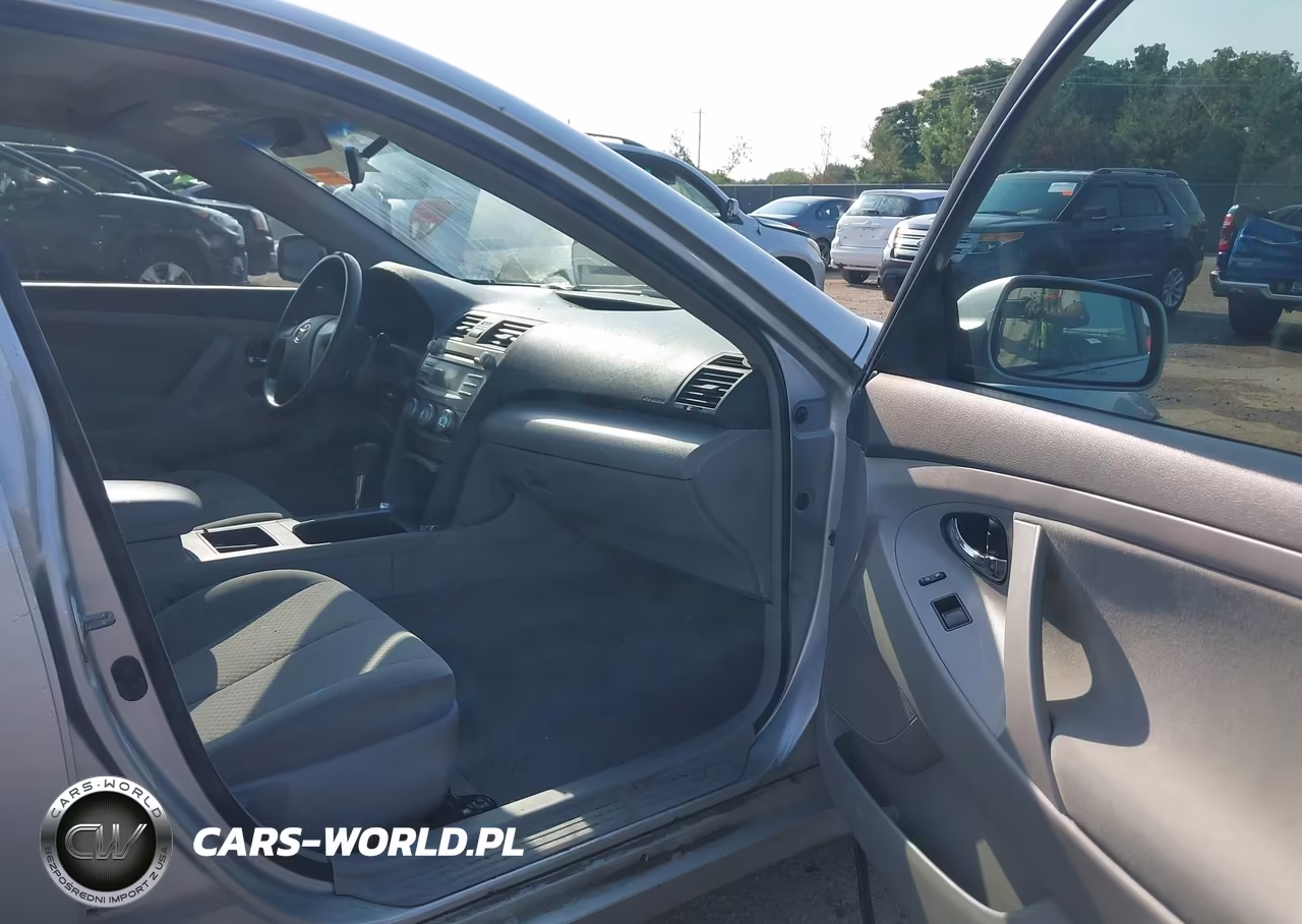 2009 Toyota Camry Le VIN:4T1BE46K99U838958 - 5