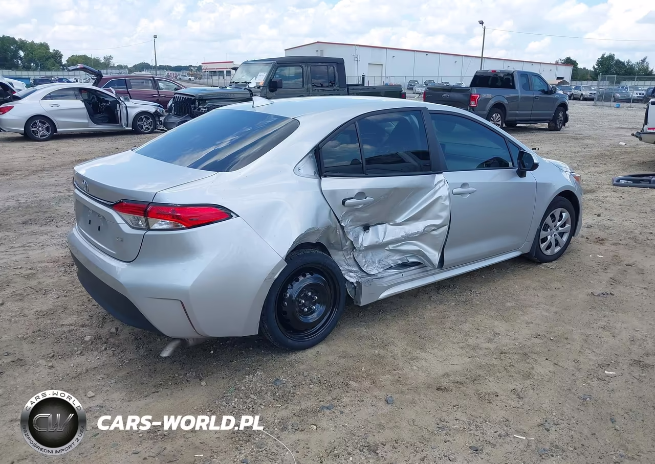 2026 Toyota Corolla Le VIN:5YFB4MDE7TP374240 - 4