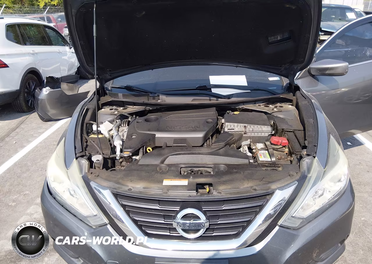 2017 Nissan Altima 2.5 VIN:1N4AL3AP4HC272656 - 10