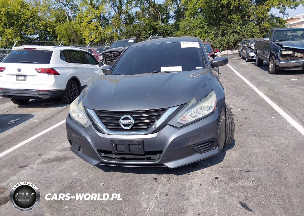 2017 Nissan Altima 2.5 VIN:1N4AL3AP4HC272656 - 11