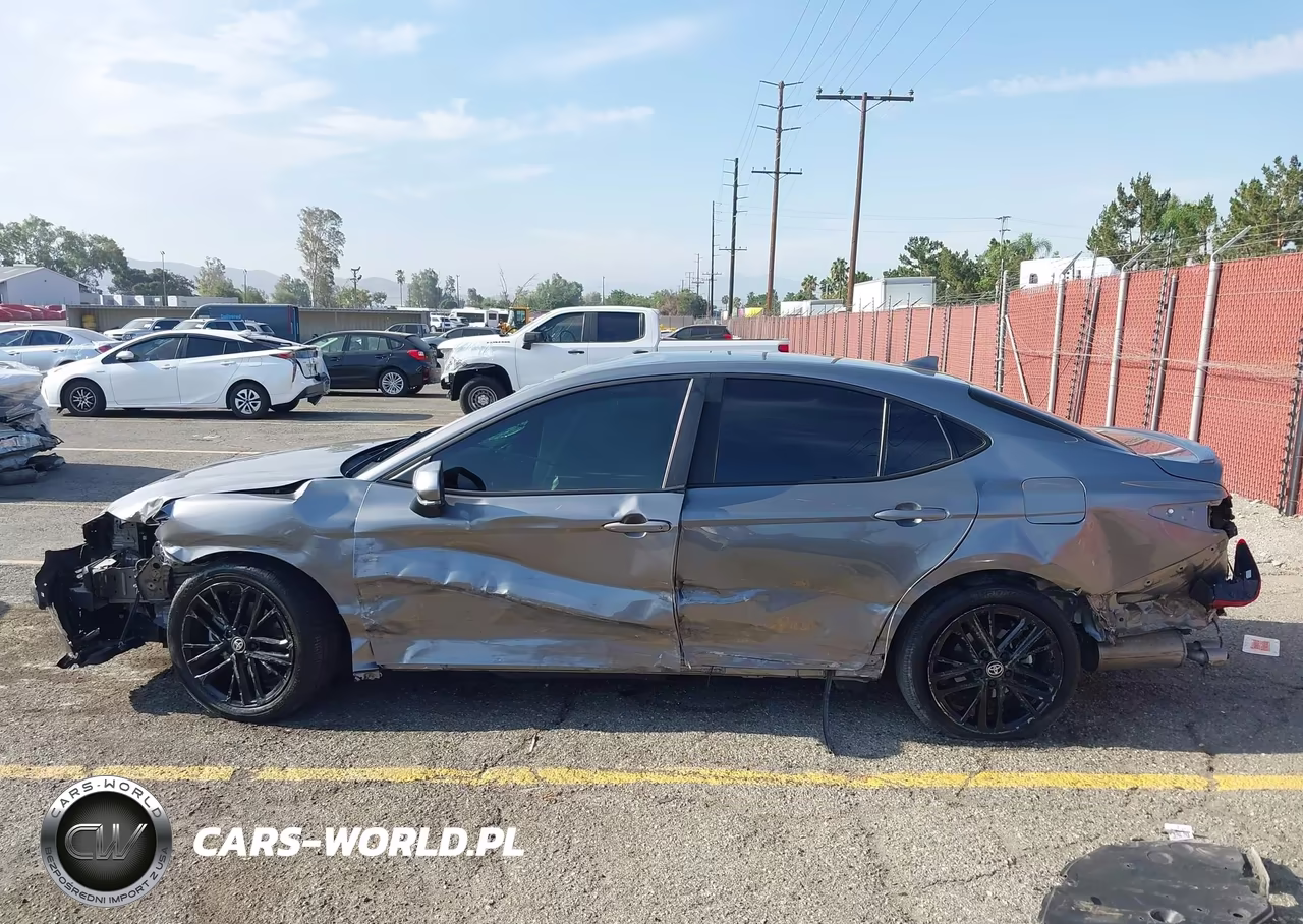 2025 Toyota Camry Se VIN:4T1DAACK7SU519085 - 14