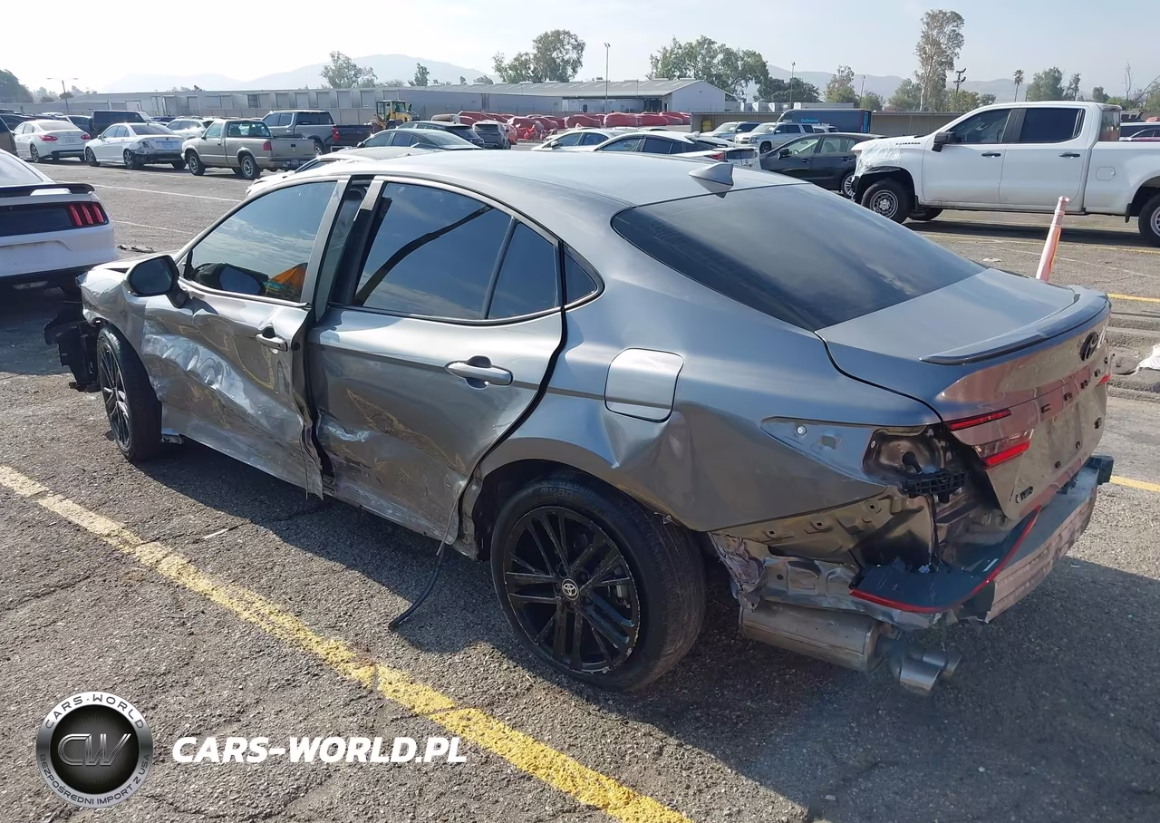 2025 Toyota Camry Se VIN:4T1DAACK7SU519085 - 3