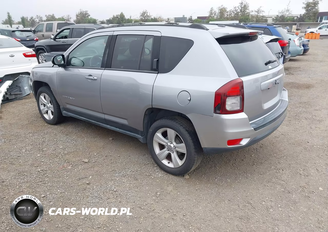 2016 Jeep Compass Sport VIN:1C4NJCBA7GD525926 - 3