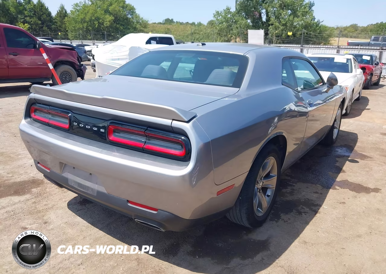 2015 Dodge Challenger Sxt VIN:2C3CDZAG2FH888454 - 4