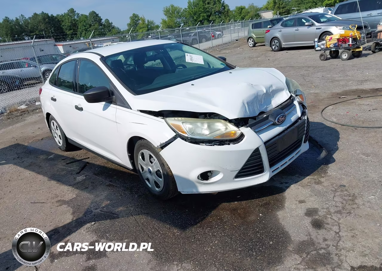2014 Ford Focus S VIN:1FADP3E26EL127615 - 1