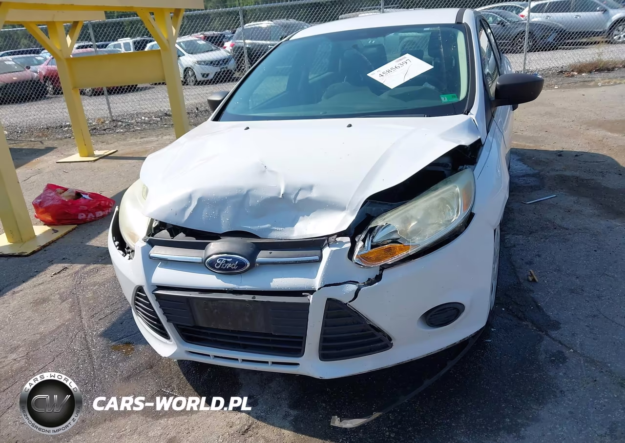 2014 Ford Focus S VIN:1FADP3E26EL127615 - 6