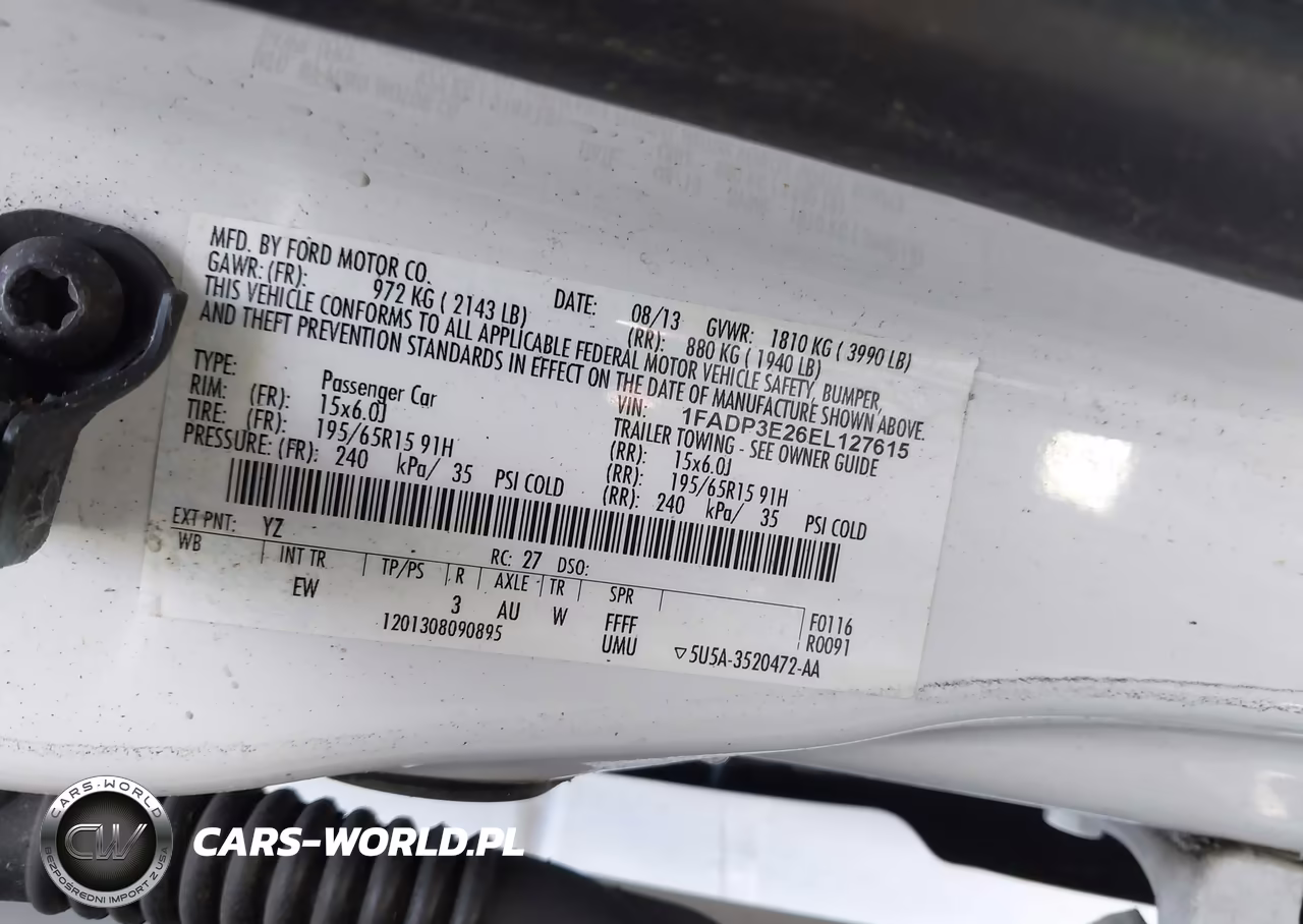 2014 Ford Focus S VIN:1FADP3E26EL127615 - 9