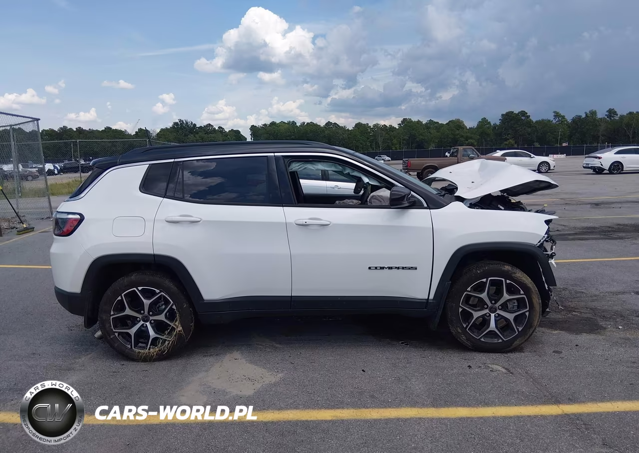 2025 Jeep Compass Limited 4X4 VIN:3C4NJDCN0ST558535 - 14