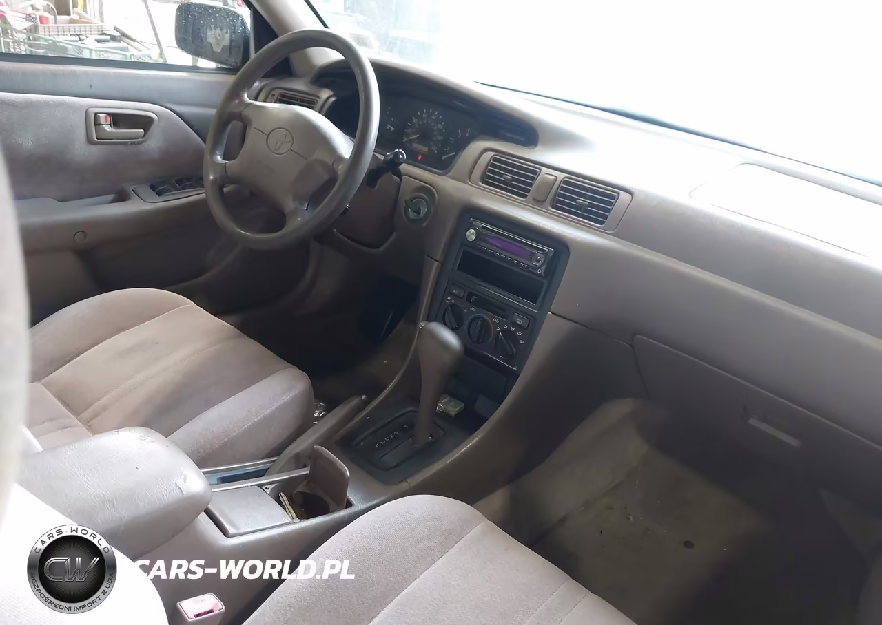 1998 Toyota Camry Le VIN:JT2BG22K5W0247952 - 5