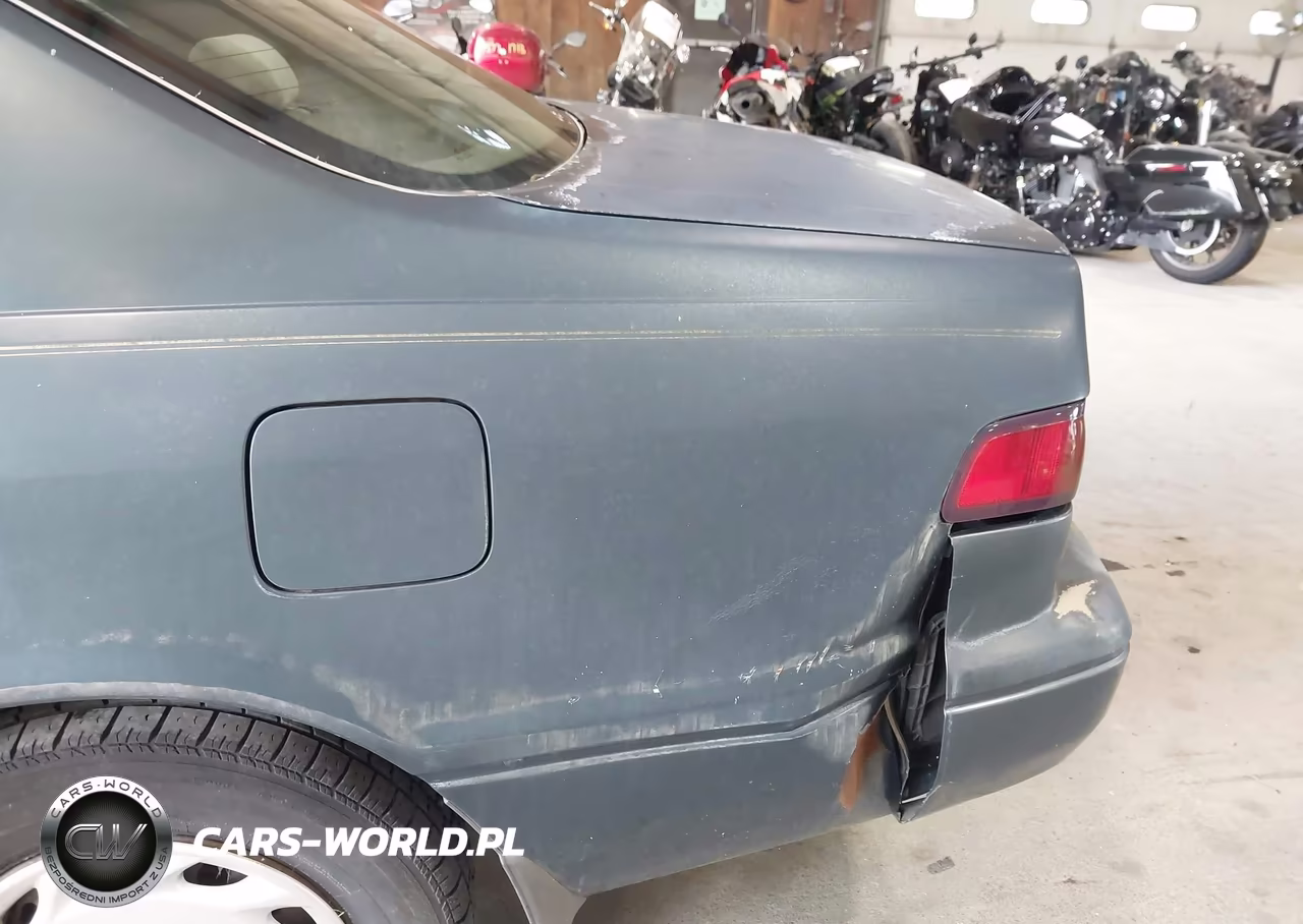 1998 Toyota Camry Le VIN:JT2BG22K5W0247952 - 6