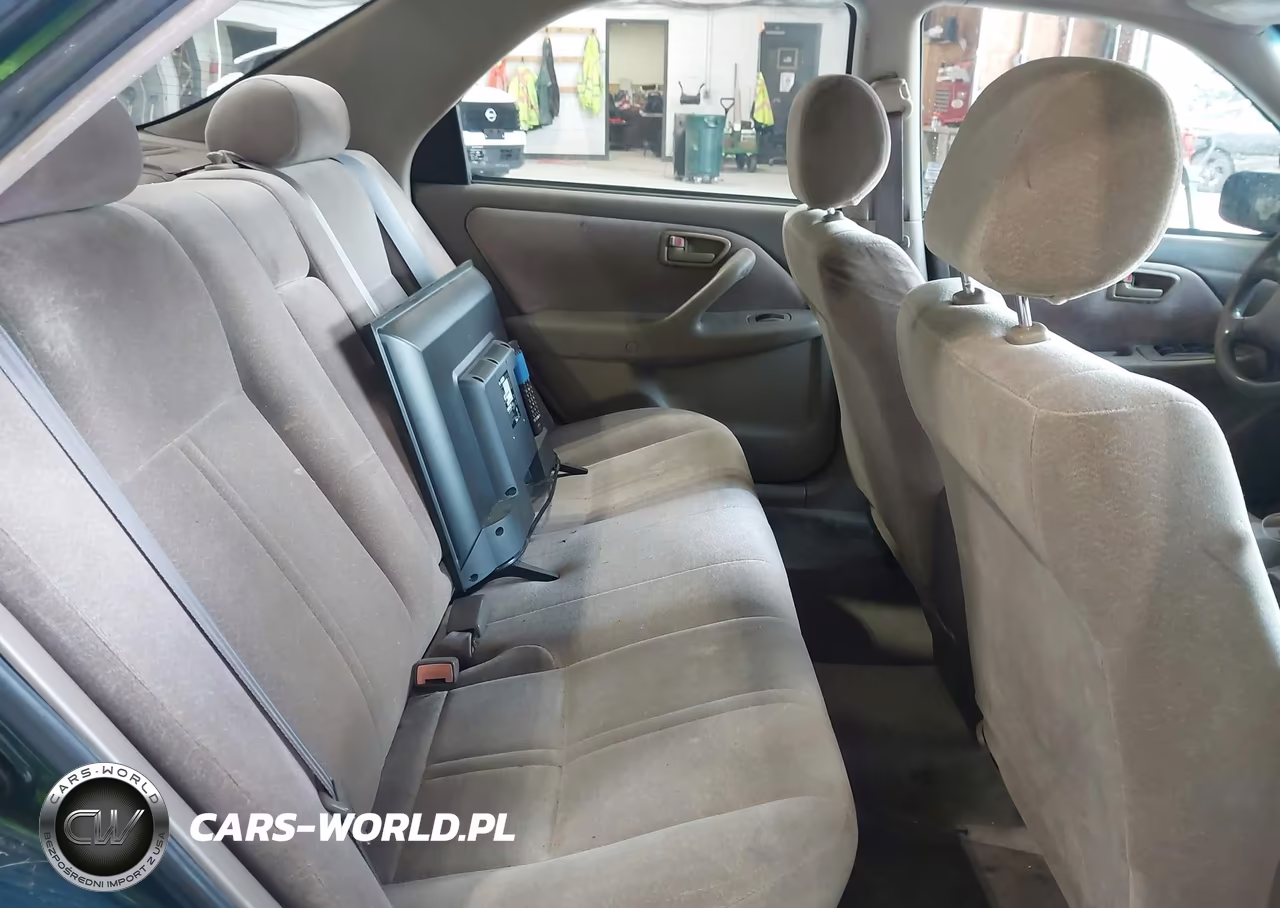 1998 Toyota Camry Le VIN:JT2BG22K5W0247952 - 8
