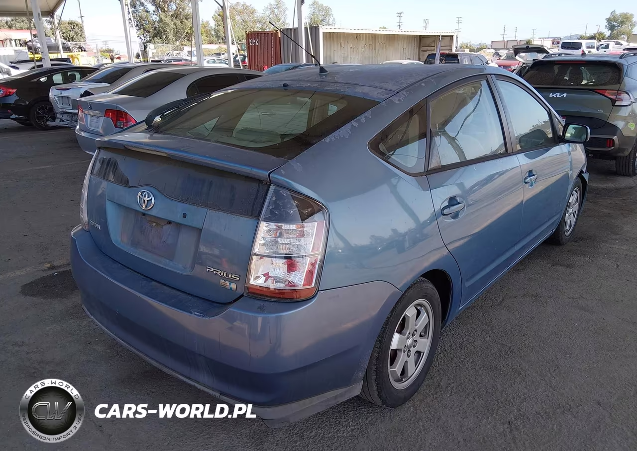 2005 Toyota Prius VIN:JTDKB20U853034825 - 4