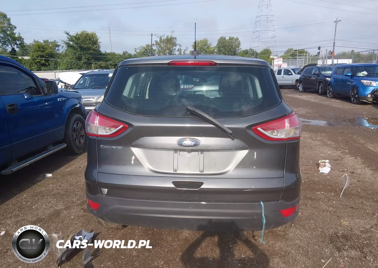 2015 Ford Escape S VIN:1FMCU0F75FUB78487 - 17