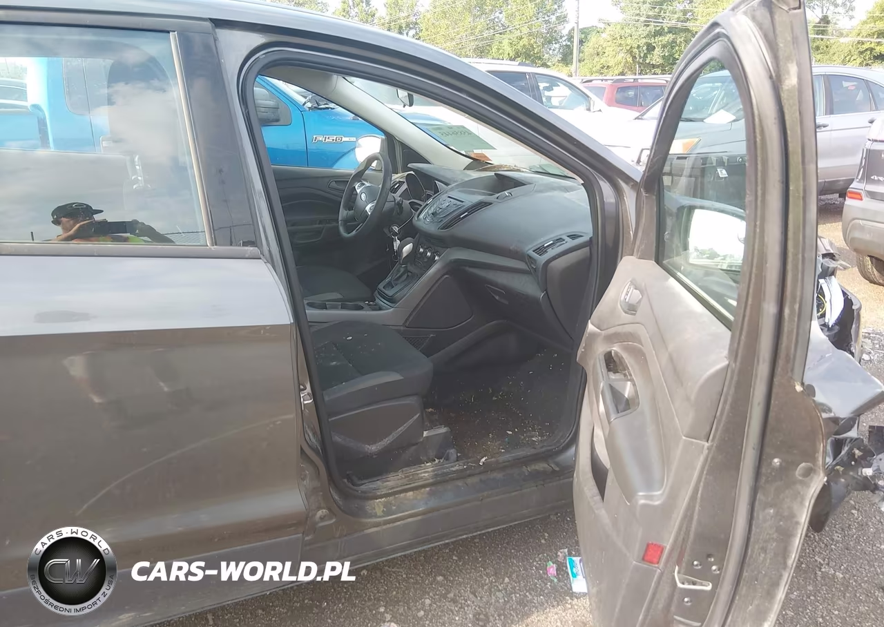 2015 Ford Escape S VIN:1FMCU0F75FUB78487 - 5