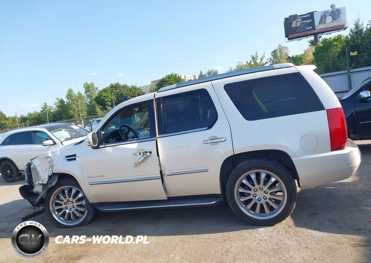 2013 Cadillac Escalade Luxury VIN:1GYS4BEF0DR144908 - 15