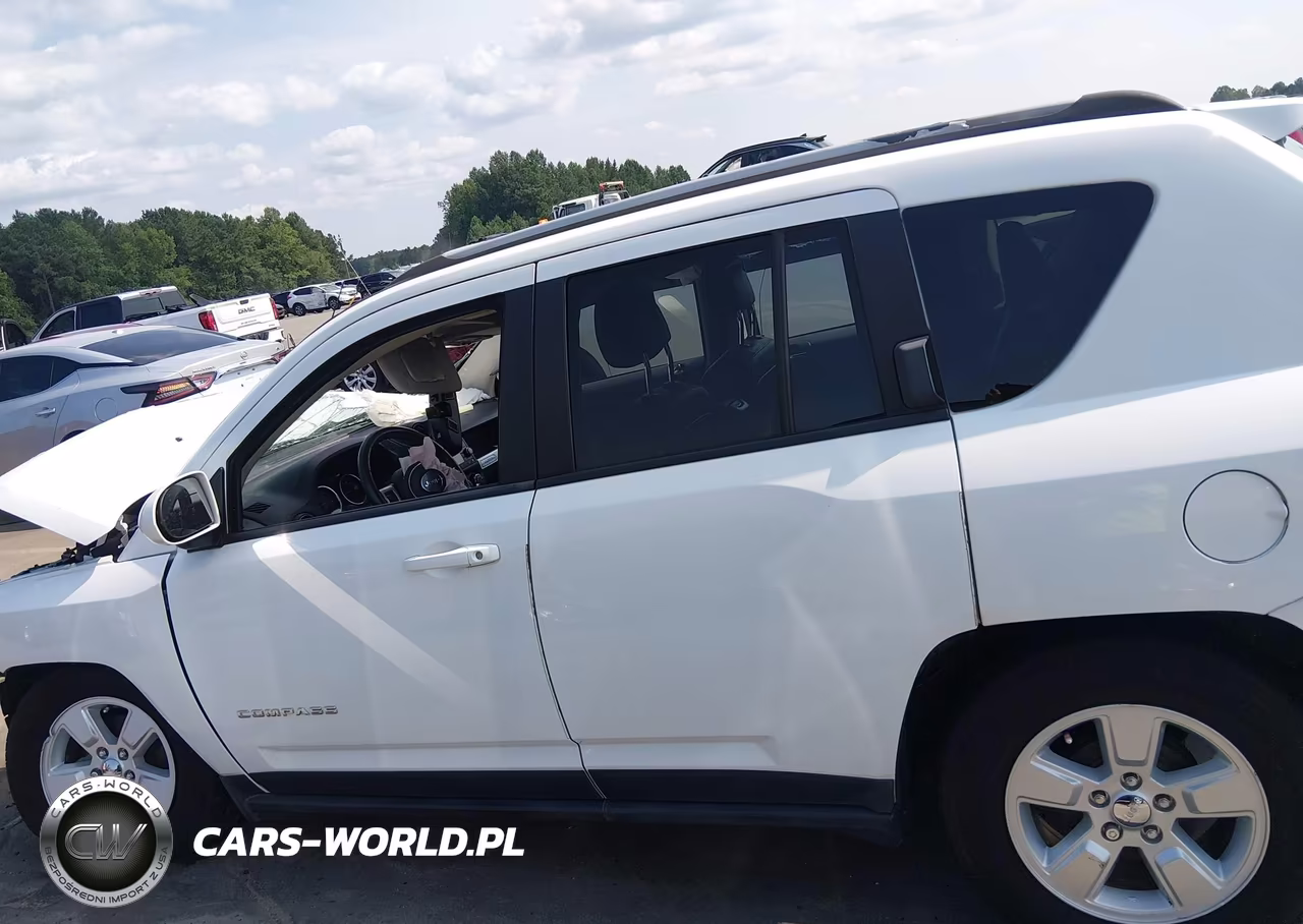 2017 Jeep Compass Latitude VIN:1C4NJCEA0HD212889 - 14