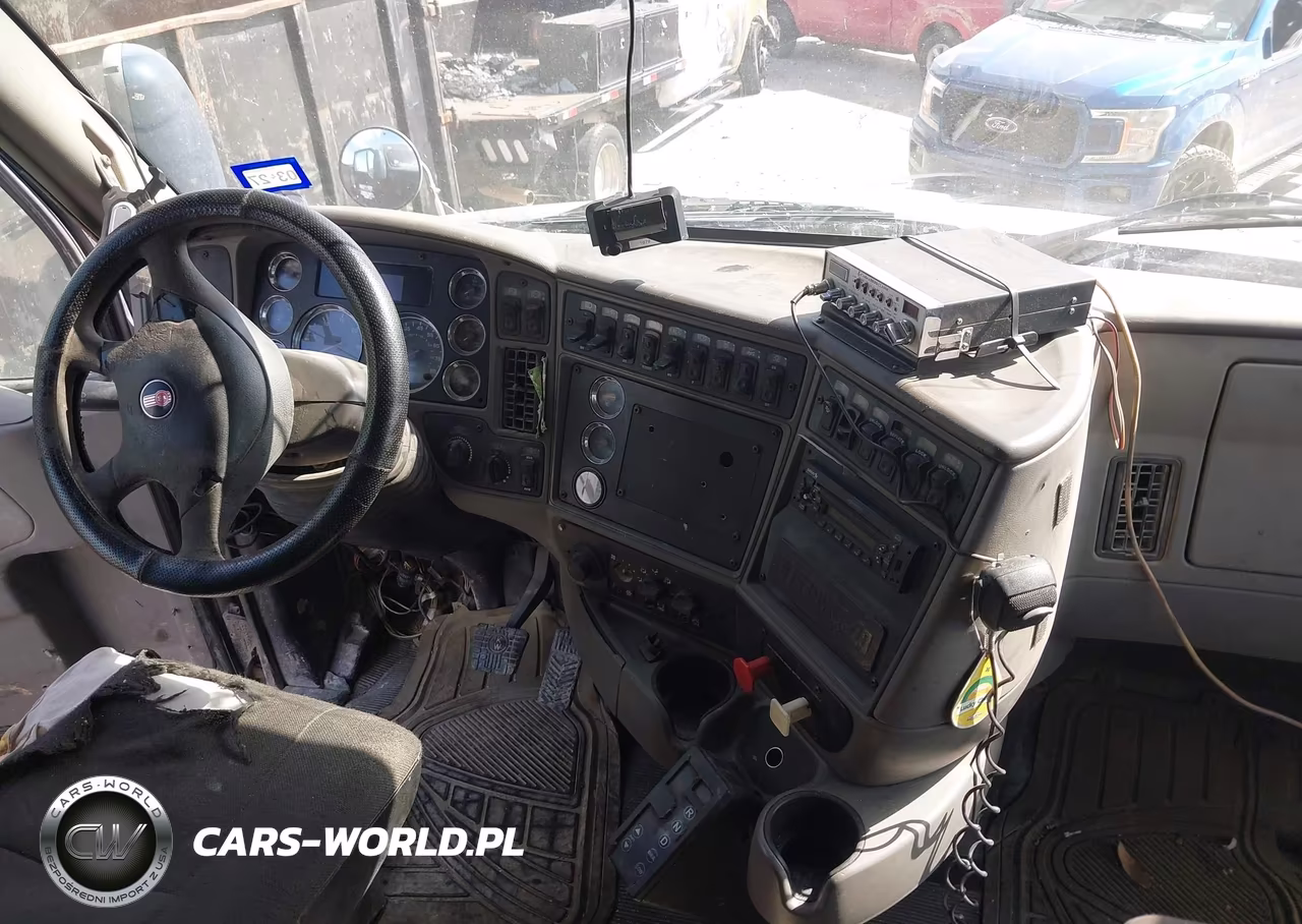 2012 Kenworth Construction T700 VIN:1XKFDP9X4CJ296800 - 6