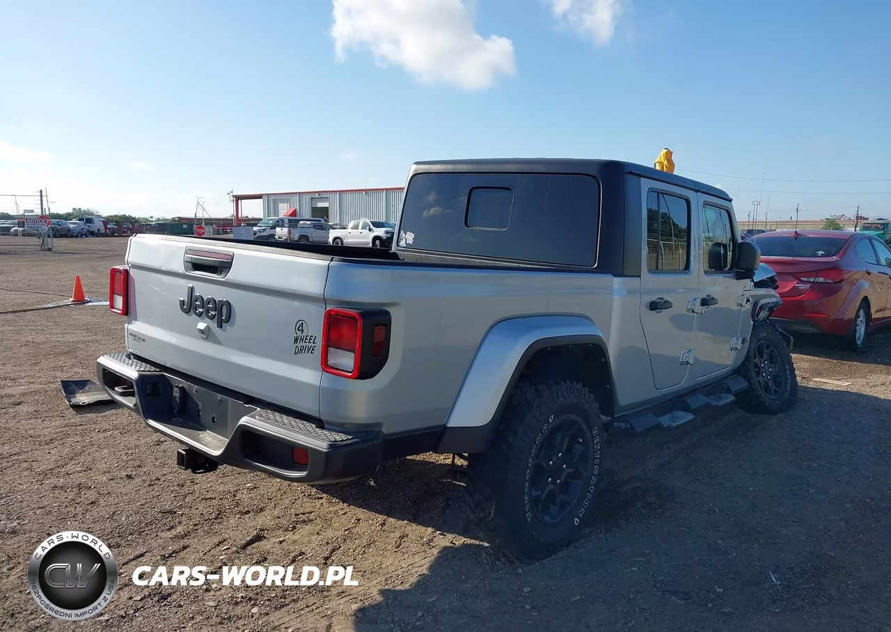 2023 Jeep Gladiator Willys 4X4 VIN:1C6HJTAG5PL568564 - 4