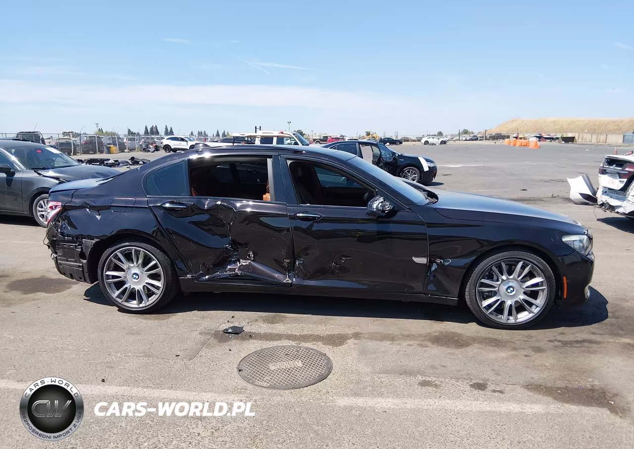 2011 BMW 750Li VIN:WBAKB8C52BCY65933 - 14