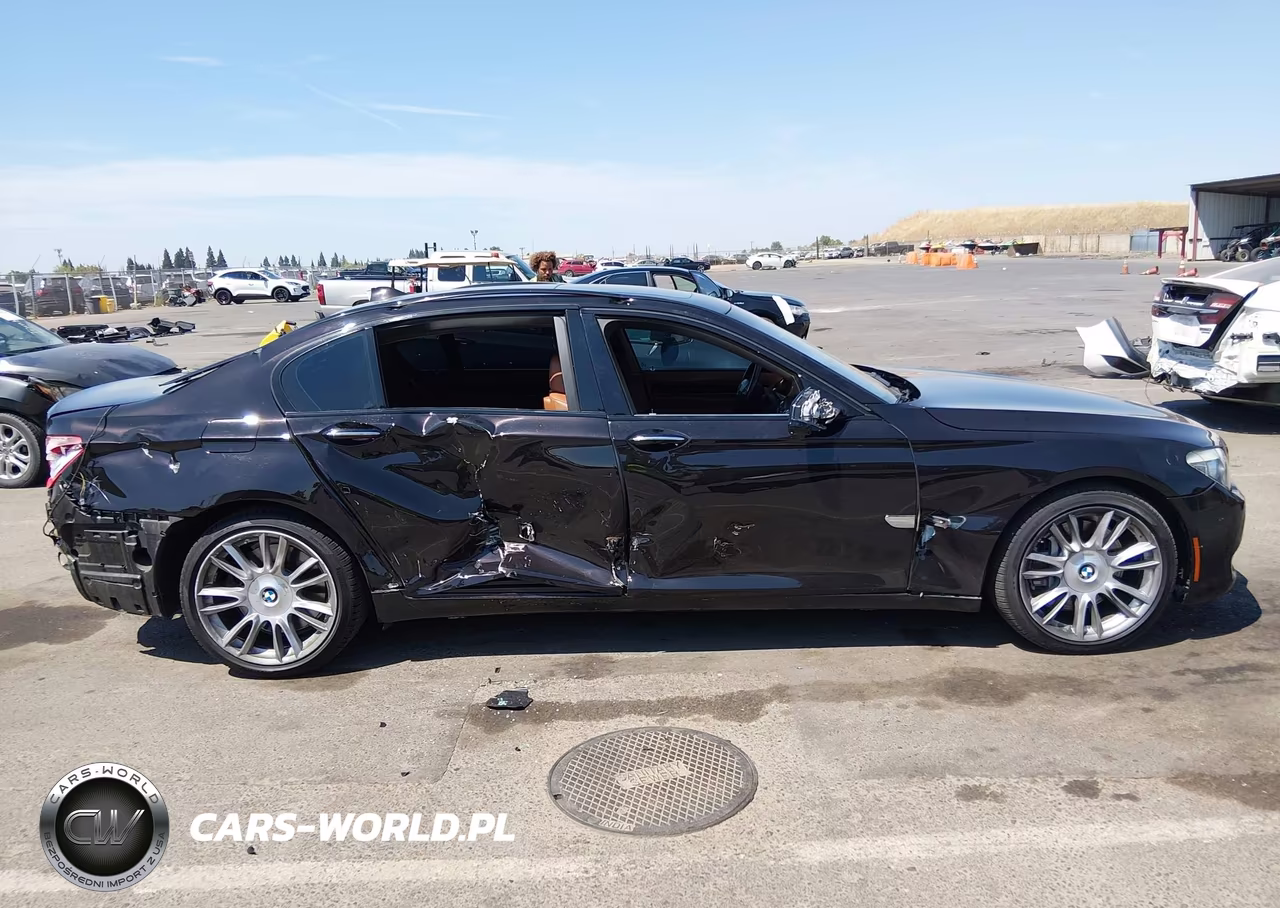 2011 BMW 750Li VIN:WBAKB8C52BCY65933 - 6
