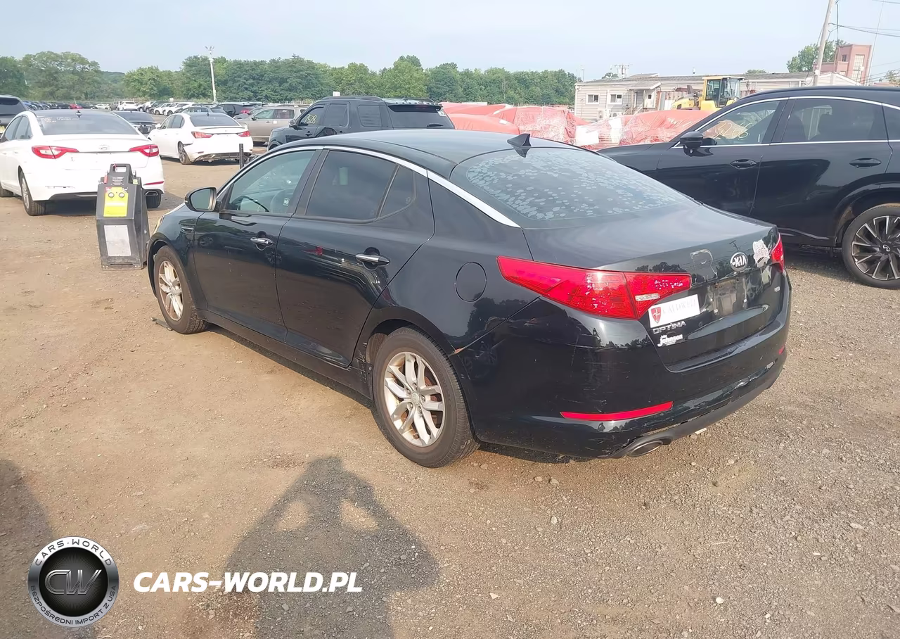 2013 Kia Optima Lx VIN:5XXGM4A75DG117003 - 3