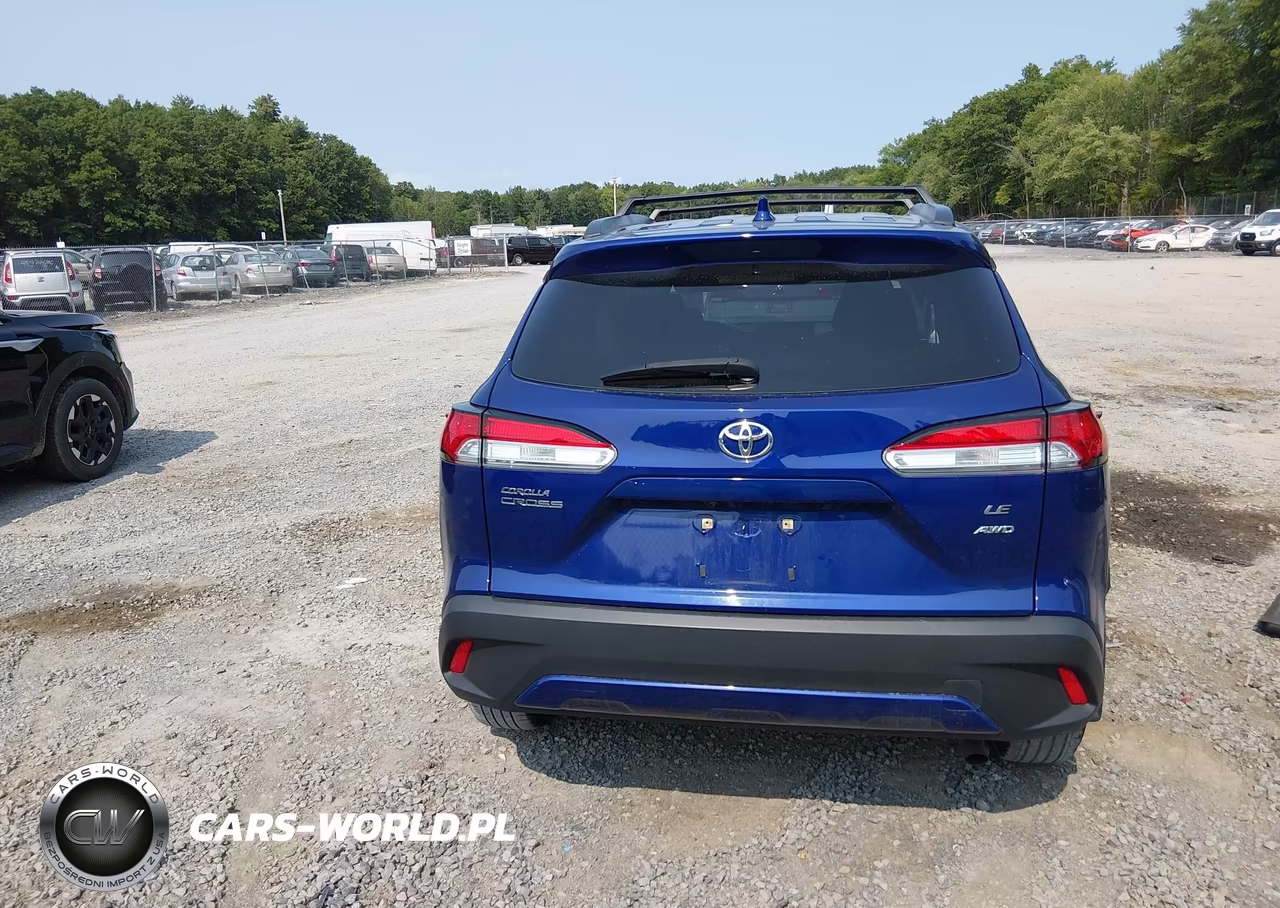 2022 Toyota Corolla Cross Le VIN:7MUCAABG2NV037104 - 16