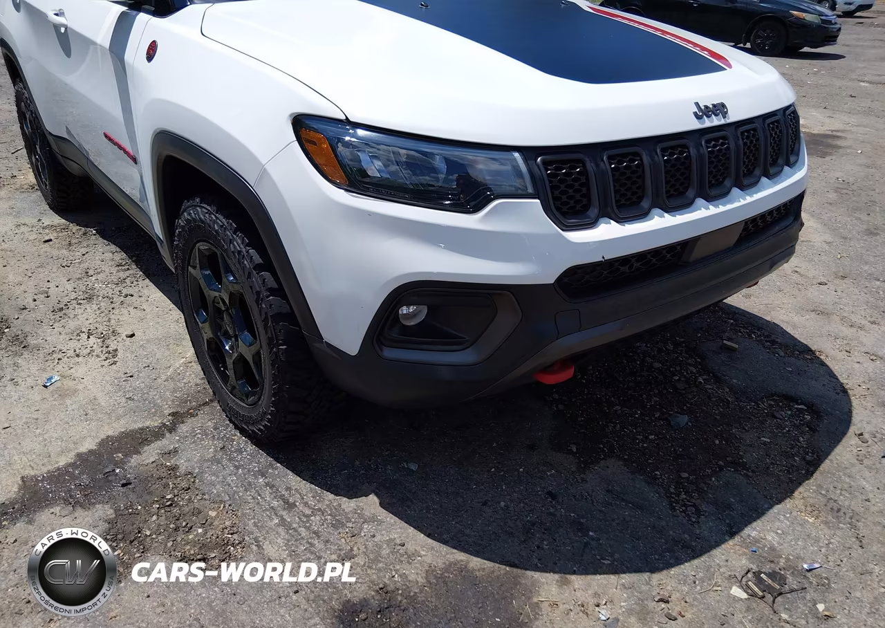 2023 Jeep Compass Trailhawk 4X4 VIN:3C4NJDDN9PT556515 - 17