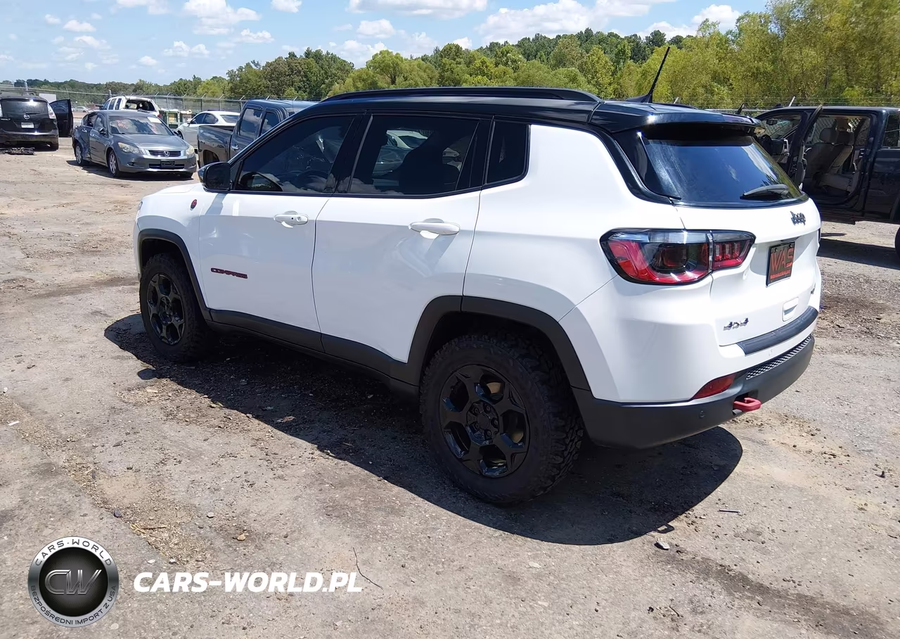 2023 Jeep Compass Trailhawk 4X4 VIN:3C4NJDDN9PT556515 - 3