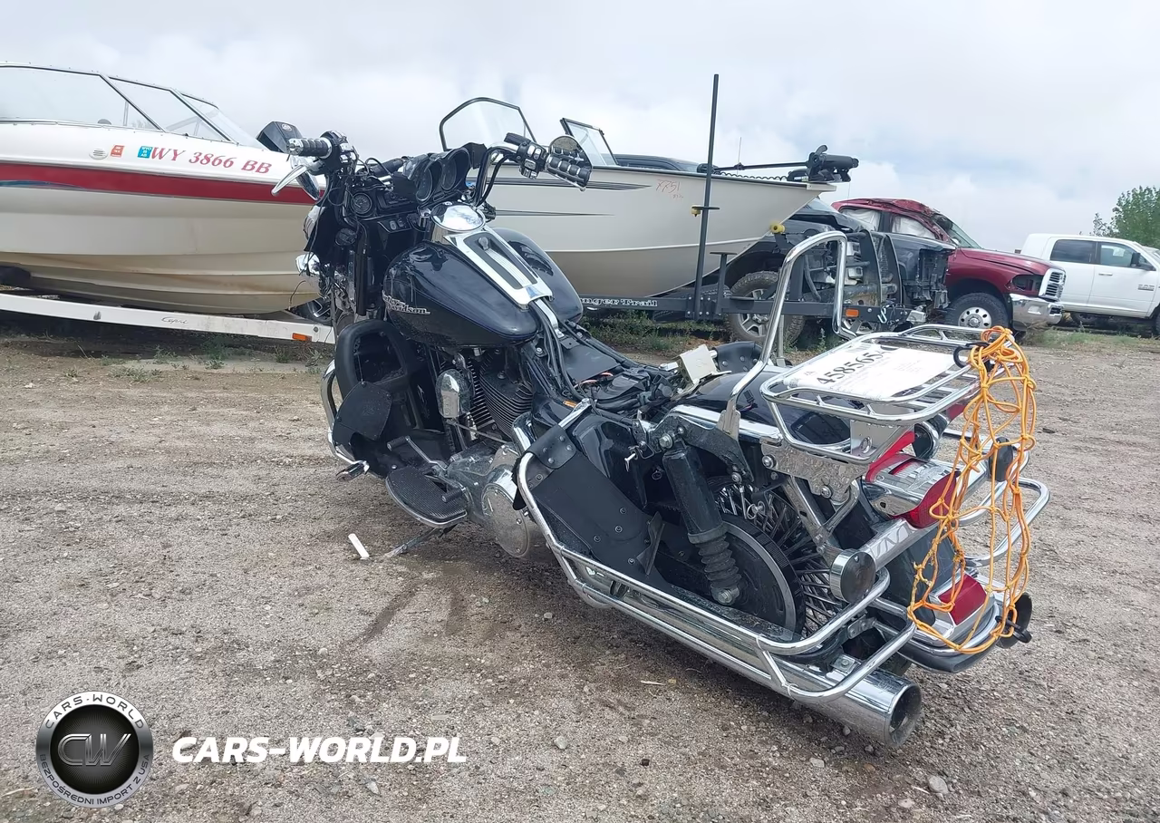 2008 Harley-Davidson Flhtcui VIN:1HD1FC4168Y688976 - 3