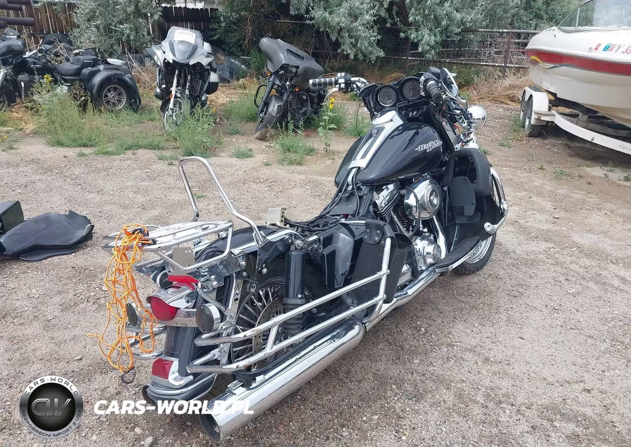 2008 Harley-Davidson Flhtcui VIN:1HD1FC4168Y688976 - 4