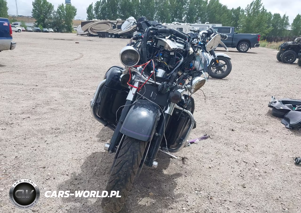 2008 Harley-Davidson Flhtcui VIN:1HD1FC4168Y688976 - 5