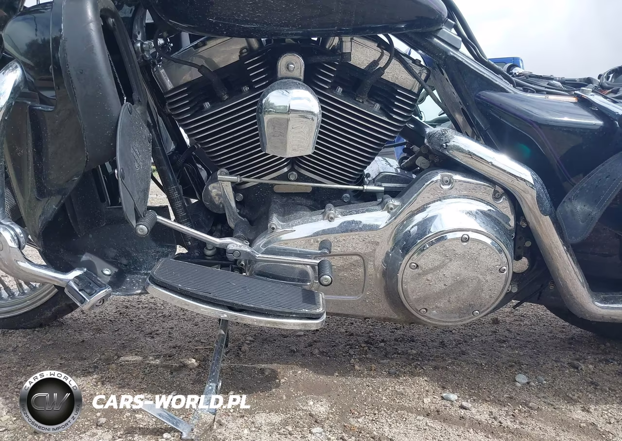 2008 Harley-Davidson Flhtcui VIN:1HD1FC4168Y688976 - 9