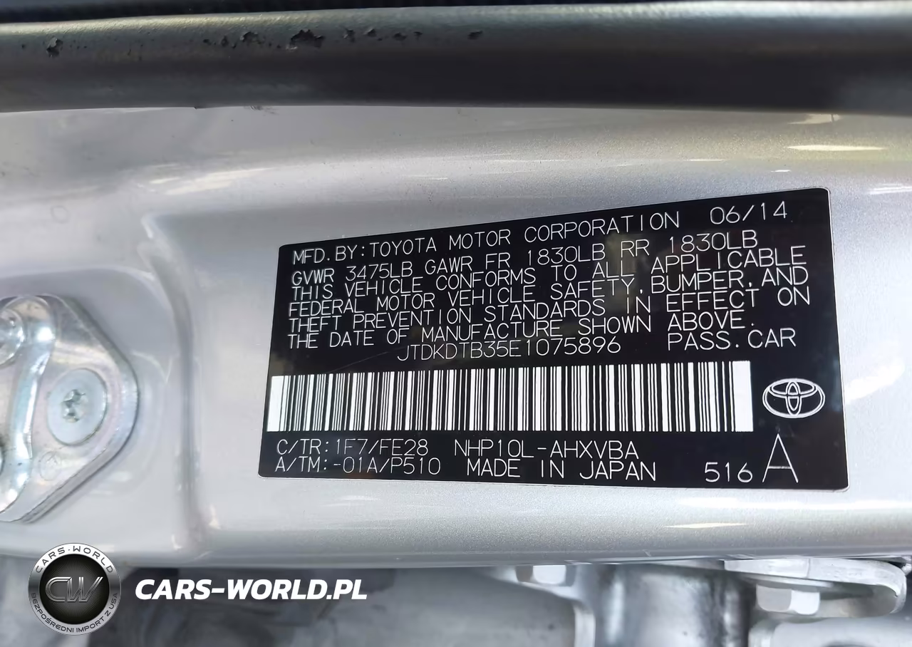 2014 Toyota Prius C One VIN:JTDKDTB35E1075896 - 9