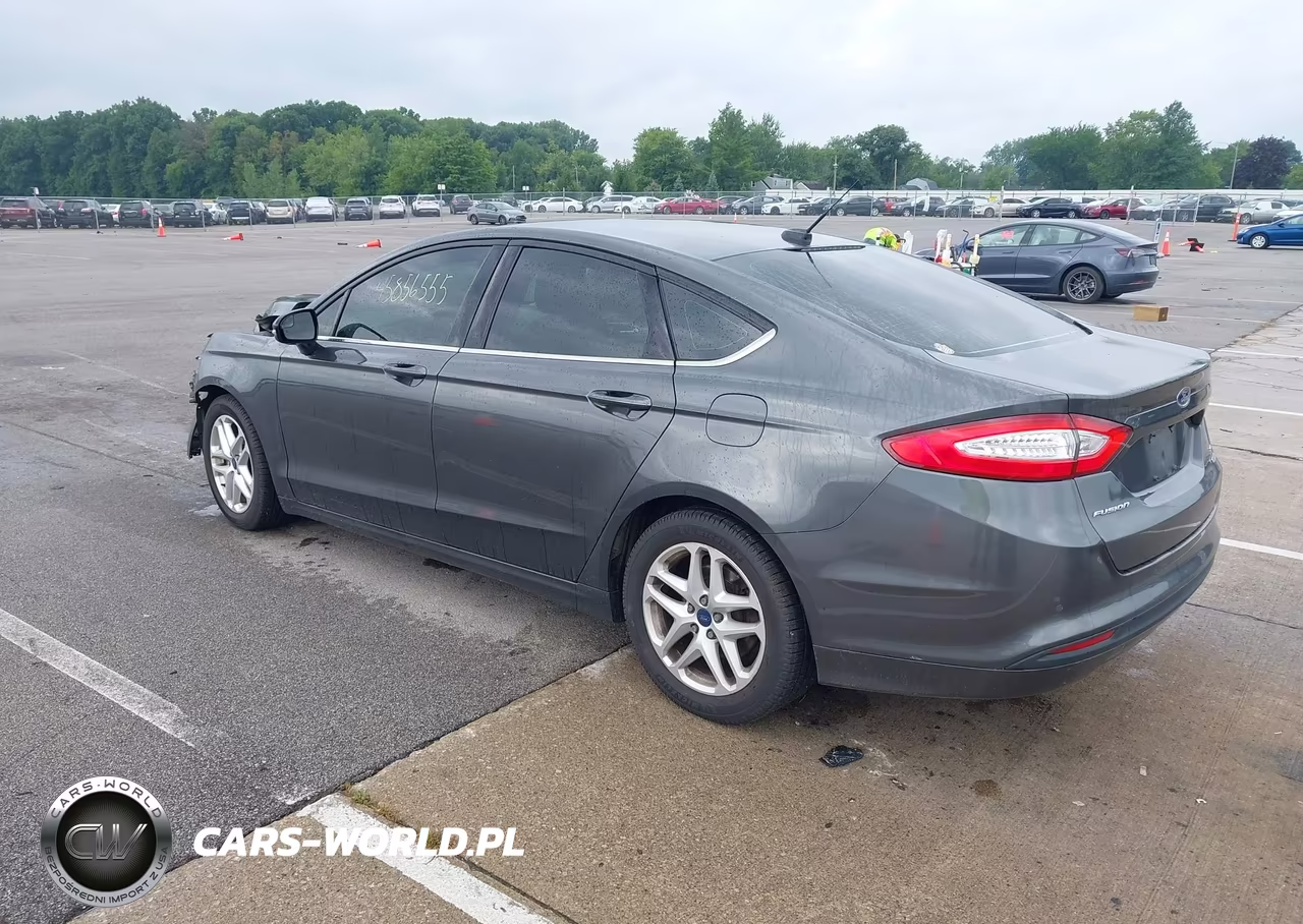 2015 Ford Fusion Se VIN:3FA6P0HD6FR276985 - 3
