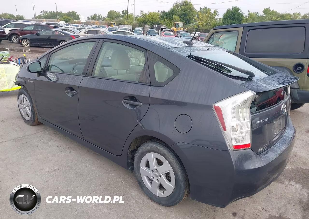 2011 Toyota Prius Three VIN:JTDKN3DU9B1392370 - 3