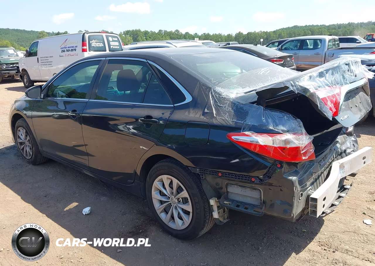2017 Toyota Camry Le VIN:4T1BF1FK5HU678202 - 3