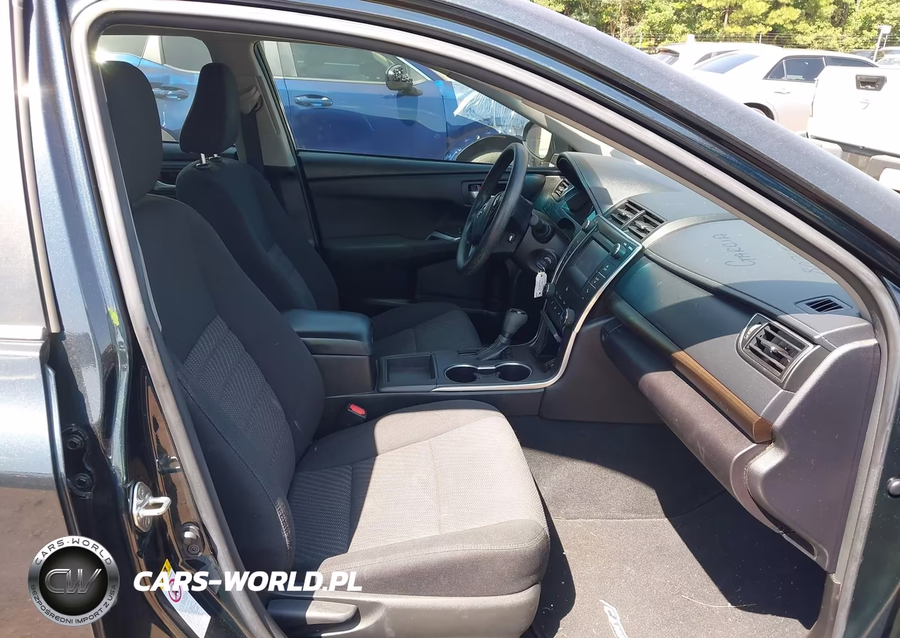 2017 Toyota Camry Le VIN:4T1BF1FK5HU678202 - 5